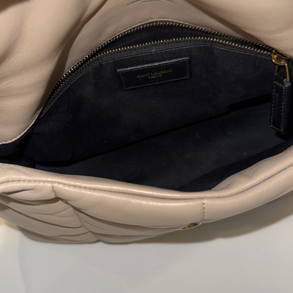 Saint Laurent Lou Puffer Medium Shoulder Bag in Quilted - Picture 6 of 7